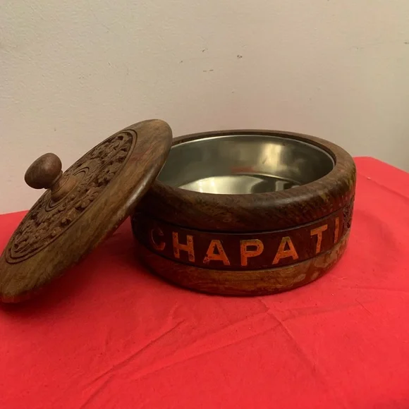 Ancient Chapati Roti Keeper - Picture 2 of 5